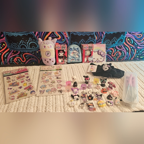 Sanrio Other - SANRIO LOT